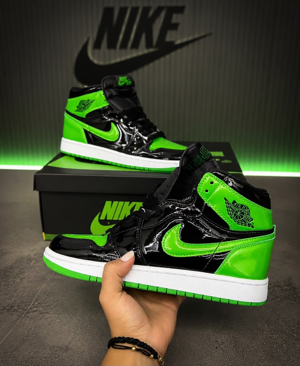 Air Jordan 1 High OG Lucky Green — GZ STORE